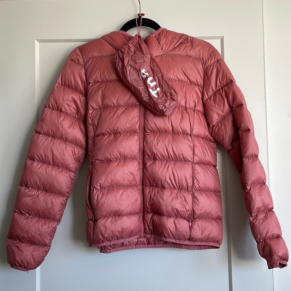 TNA Aritizia The little puff jacket